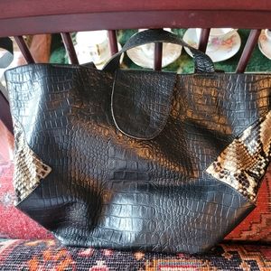 Candy Woolley Hand bag